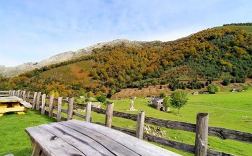 De Bezanes hasta el refugio de Brañagallones